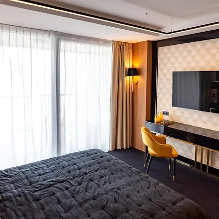 Golden Eye Seaside Park Apartment