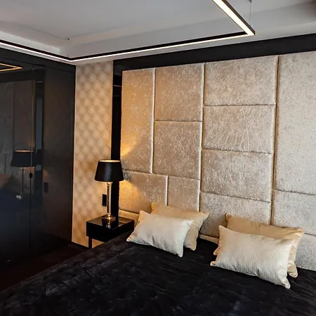 Golden Eye Seaside Park *